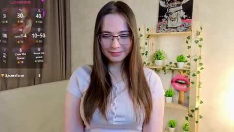 Snapshot of gretalinelle chatting on 05.23.26 Cutie Ellie online show from 05.23.26