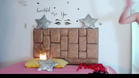 Snapshot of grettaandcoulle chatting on 02.20.25 grettaandcoulle online show from 02.20.25