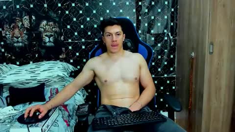 griego01 online show from 02.24.26