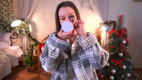 Gwen online show from 02.11.26