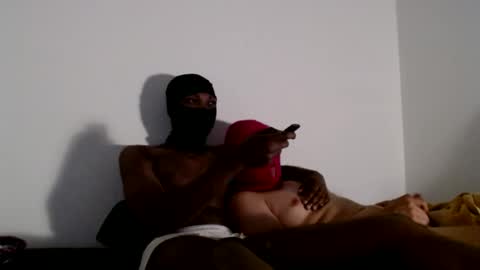 Snapshot of grvvss chatting on 11.13.25 GRVVSS online show from 11.13.25