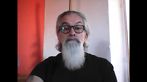 Snapshot of grybear60 chatting on 02.04.25 Grybear online show from 02.04.25