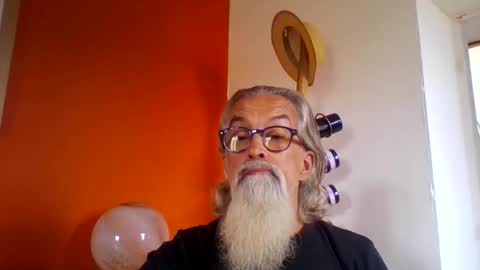 Snapshot of grybear60 chatting on 09.16.25 Grybear online show from 09.16.25