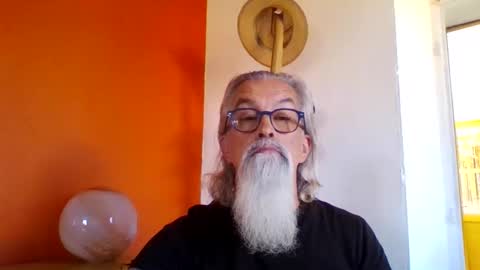 Snapshot of grybear60 chatting on 10.02.25 Grybear online show from 10.02.25