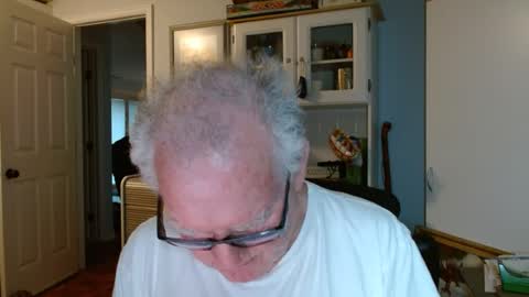 Snapshot of gspotlover1 chatting on 06.27.26 Horny Daddy online show from 06.27.26