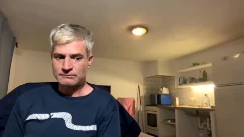 guardiannif_ online show from 03.10.25