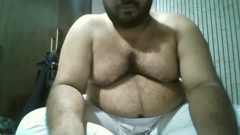 Snapshot of gudth chatting on 10.23.25 gudth online show from 10.23.25