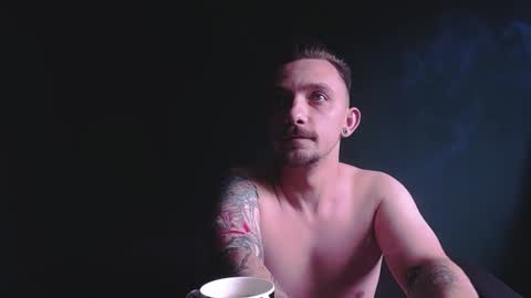 GuessWhatBitch online show from 09.25.25