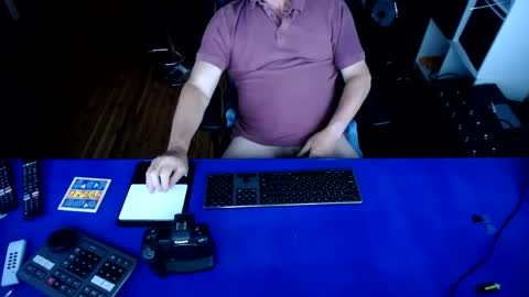 Snapshot of guesswhatigot2 chatting on 12.14.24 guesswhatigot2 online show from 12.14.24