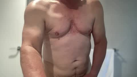 Snapshot of guesswhatigot2 chatting on 01.04.25 guesswhatigot2 online show from 01.04.25