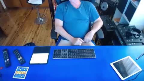 Snapshot of guesswhatigot2 chatting on 01.29.25 guesswhatigot2 online show from 01.29.25