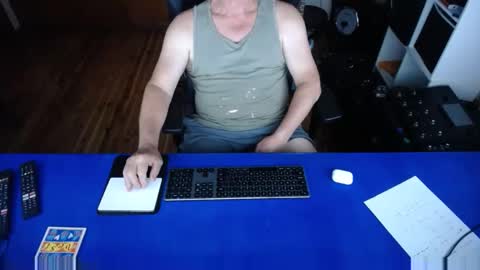 Snapshot of guesswhatigot2 chatting on 02.06.25 guesswhatigot2 online show from 02.06.25