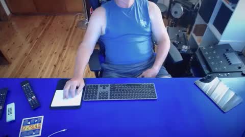 Snapshot of guesswhatigot2 chatting on 02.21.25 guesswhatigot2 online show from 02.21.25