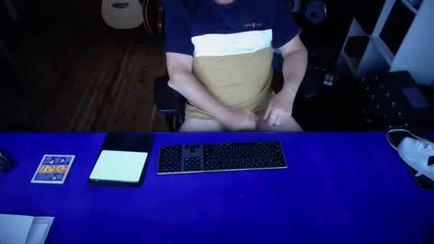 Snapshot of guesswhatigot2 chatting on 03.01.25 guesswhatigot2 online show from 03.01.25