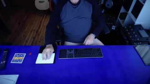 Snapshot of guesswhatigot2 chatting on 03.07.25 guesswhatigot2 online show from 03.07.25