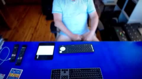 Snapshot of guesswhatigot2 chatting on 10.26.25 guesswhatigot2 online show from 10.26.25