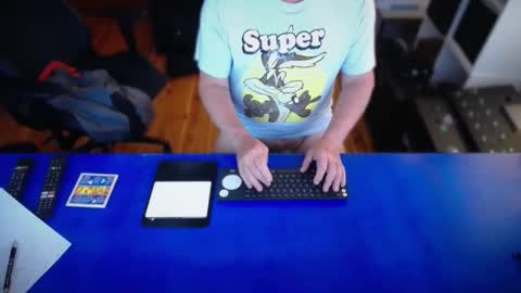 Snapshot of guesswhatigot2 chatting on 11.12.25 guesswhatigot2 online show from 11.12.25