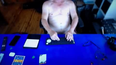 guesswhatigot2 online show from 12.20.25