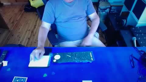 guesswhatigot2 online show from 01.07.26