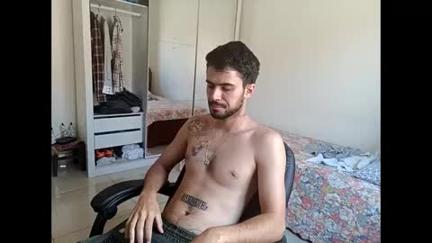 Snapshot of guguzinhox chatting on 02.19.25 guguzinhox online show from 02.19.25