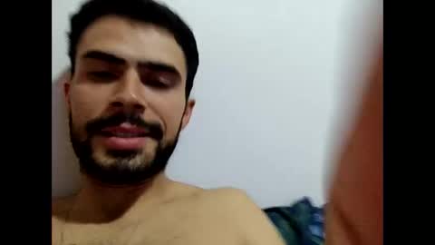 Snapshot of guguzinhox chatting on 02.22.25 guguzinhox online show from 02.22.25