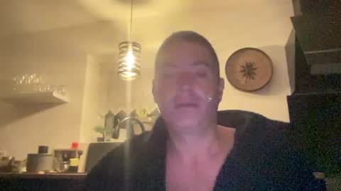 guil0 online show from 09.17.25