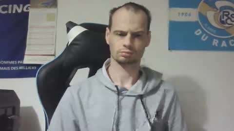 Snapshot of guil67728799 chatting on 11.24.25 guil67728799 online show from 11.24.25