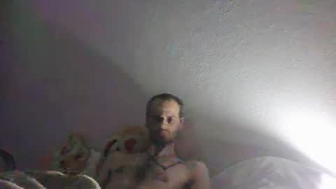 Snapshot of guil67728799 chatting on 04.06.26 guil67728799 online show from 04.06.26