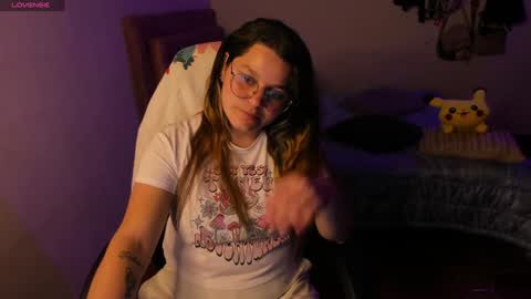 Hello Im Julieta Im 25 years old welcome to my room have fun and be happy. online show from 12.05.24