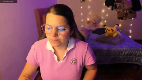 Hello Im Julieta Im 25 years old welcome to my room have fun and be happy. online show from 12.09.24