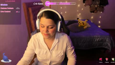 Hello Im Julieta Im 25 years old welcome to my room have fun and be happy. online show from 01.19.25