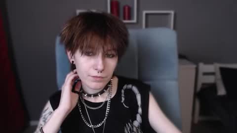 guitarandangell online show from 11.11.25