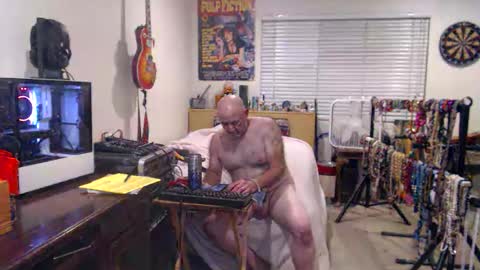 Snapshot of guitarsexgod chatting on 10.20.25 Mario online show from 10.20.25