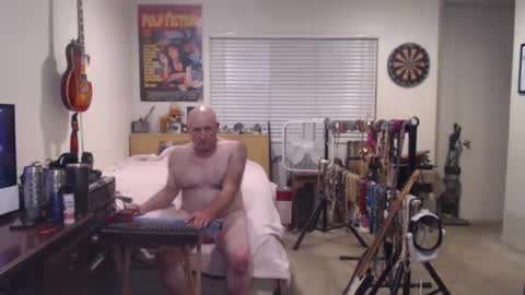 Snapshot of guitarsexgod chatting on 10.29.25 Mario online show from 10.29.25