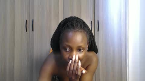 Miss Incredible online show from 11.08.25