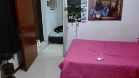 Snapshot of guts_x chatting on 10.02.25 Guts online show from 10.02.25