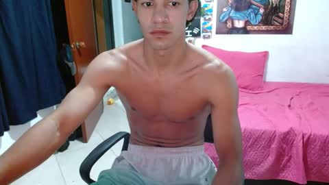 Snapshot of guts_x chatting on 10.05.25 Guts online show from 10.05.25