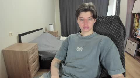 guy_liam1 online show from 04.05.26