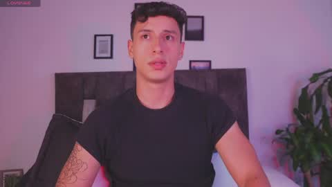 Snapshot of guy_twinks chatting on 05.27.26 Gabriel online show from 05.27.26