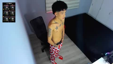 Snapshot of guy_veryhot1 chatting on 10.24.25 onlyfans kevin garcia s online show from 10.24.25