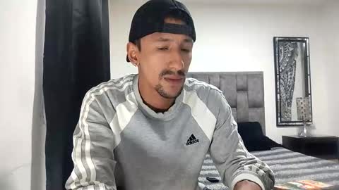 Snapshot of guykarim chatting on 03.28.26 karim online show from 03.28.26