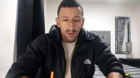Snapshot of guykarim chatting on 04.14.26 karim online show from 04.14.26