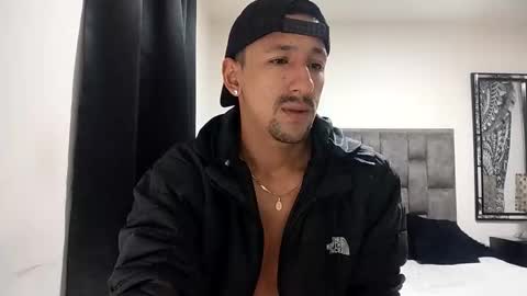 Snapshot of guykarim chatting on 05.16.26 karim online show from 05.16.26