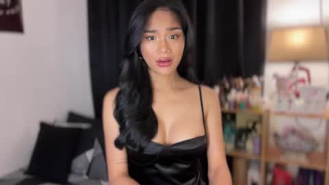 Snapshot of gwapangahas chatting on 10.05.25 Alexa online show from 10.05.25