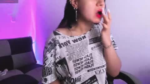 Snapshot of gwenhazel chatting on 10.08.25 gwenhazel online show from 10.08.25