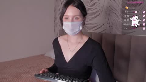 Snapshot of gylaxie chatting on 10.04.25 online show from 10.04.25