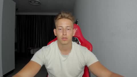 Oliver online show from 11.04.25