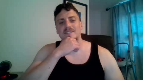 Snapshot of gymbro1986 chatting on 07.28.26 gymbro1986 online show from 07.28.26