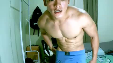 Snapshot of gymnasmenos chatting on 03.12.26 AJ online show from 03.12.26