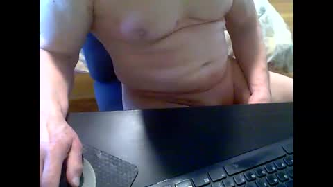 Snapshot of gymratt01 chatting on 01.29.25 gymratt01 online show from 01.29.25